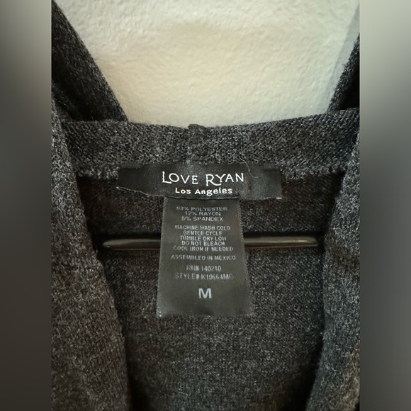 Pre-Owned MD Love Ryan Gray Hooded Sweater - Picture 6 of 6